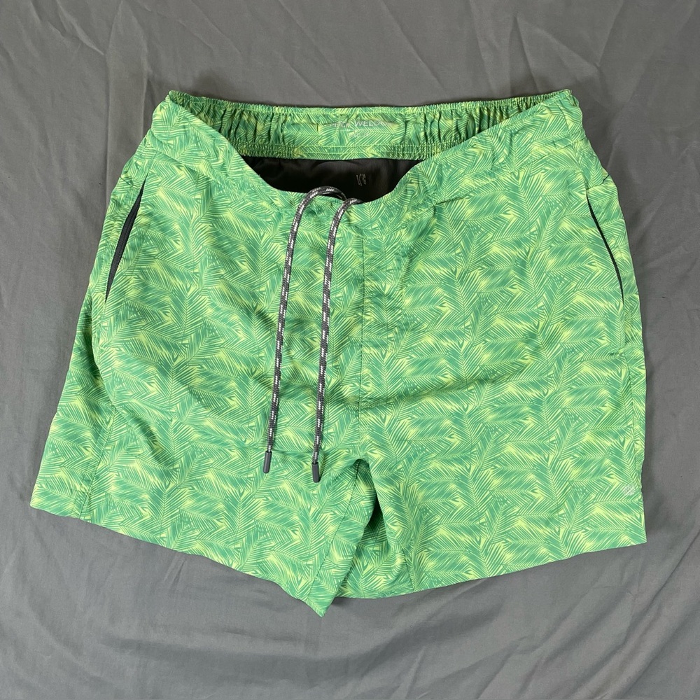 Mack Weldon Swim Trunks Men's Medium Green Floral Zip Pockets Lined Stretch Golf